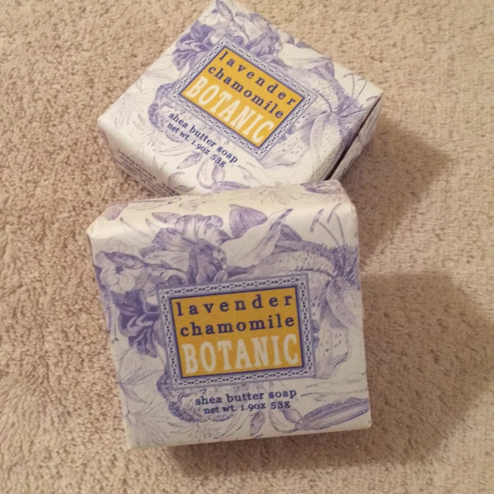 Lavender Chamomile Shea Butter Mini Soap Set 2 NWT